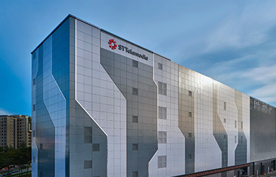 Located in the east of Singapore, STT Singapore 6 is STT GDC’s largest facility in Singapore to date, built with sustainable design features, and compliant to the highest industry standards.